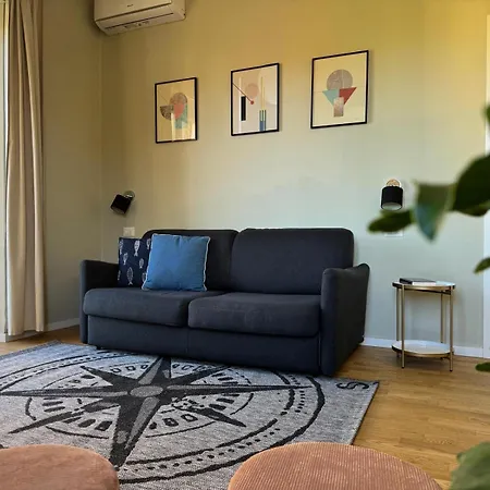 The 7Th Apartment-3